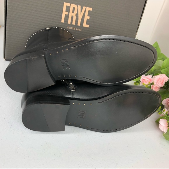 Frye Melissa stud short black boots size 6.5 B - Picture 8 of 8